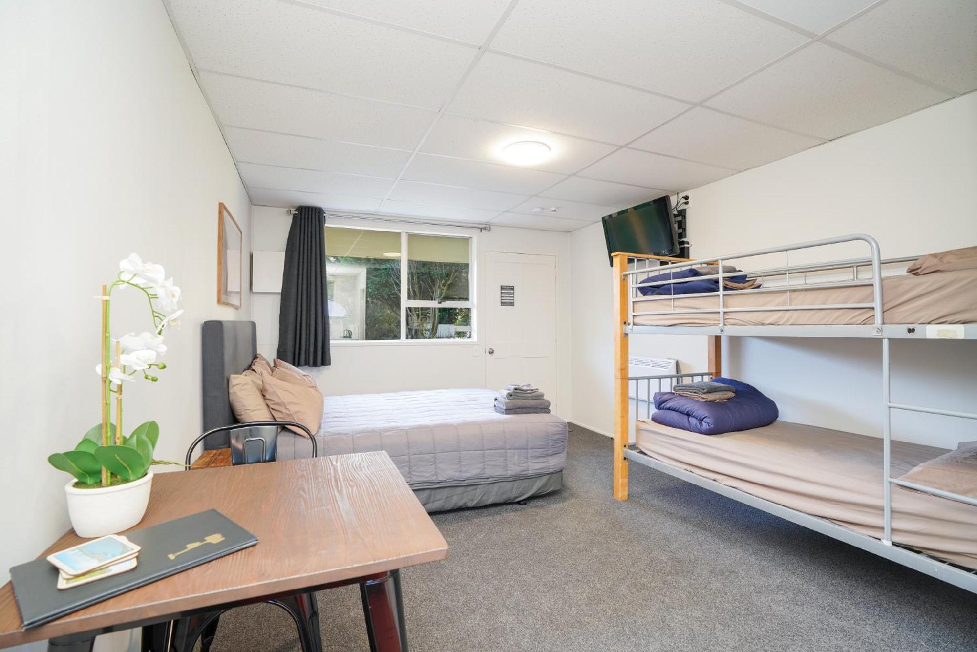 beach road holiday park Otatara Exterior foto