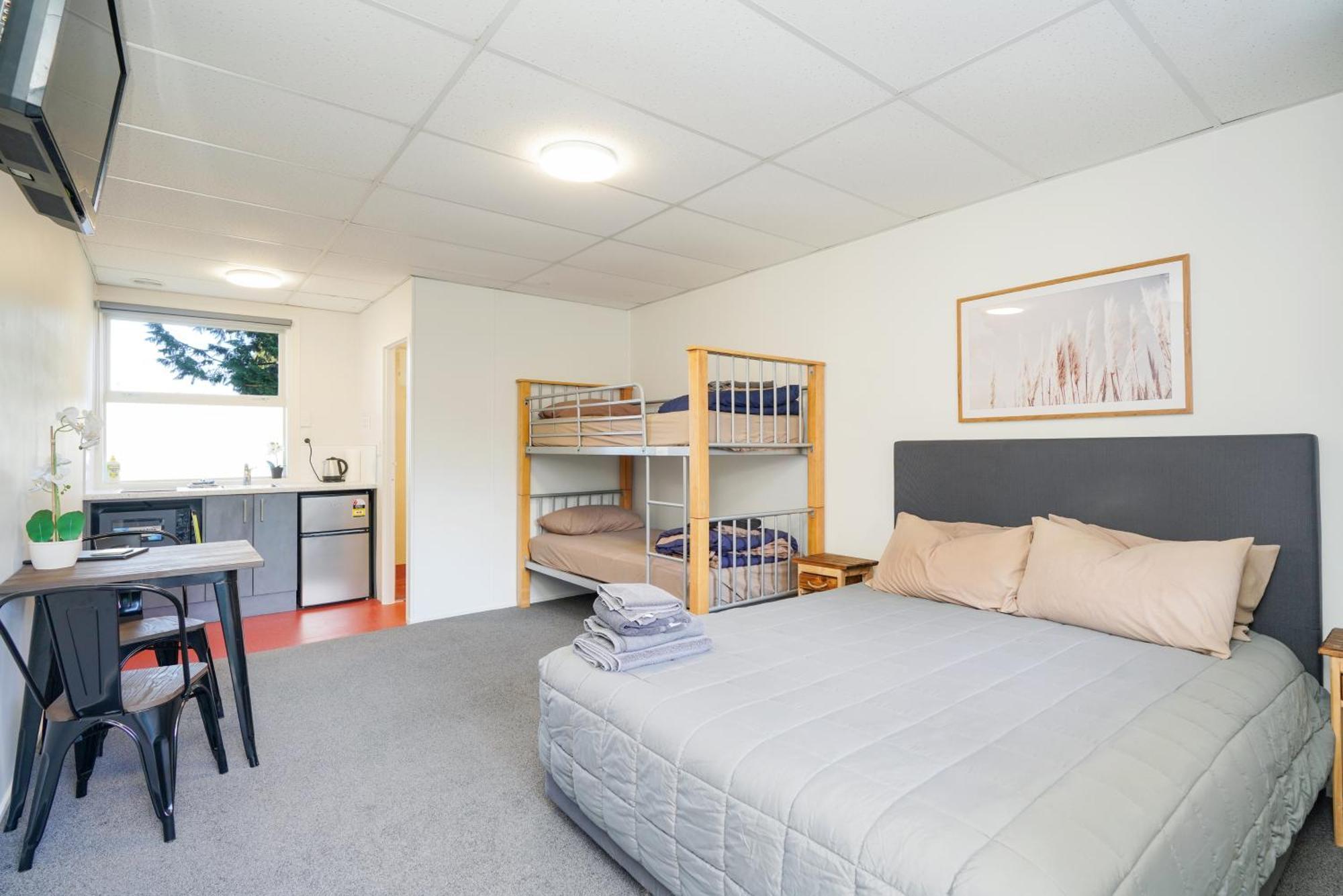 beach road holiday park Otatara Exterior foto